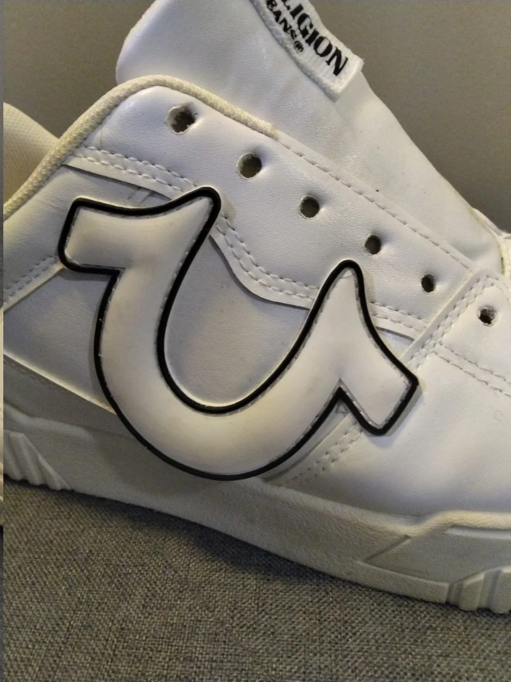 True Religion White Logo Sneakers M7